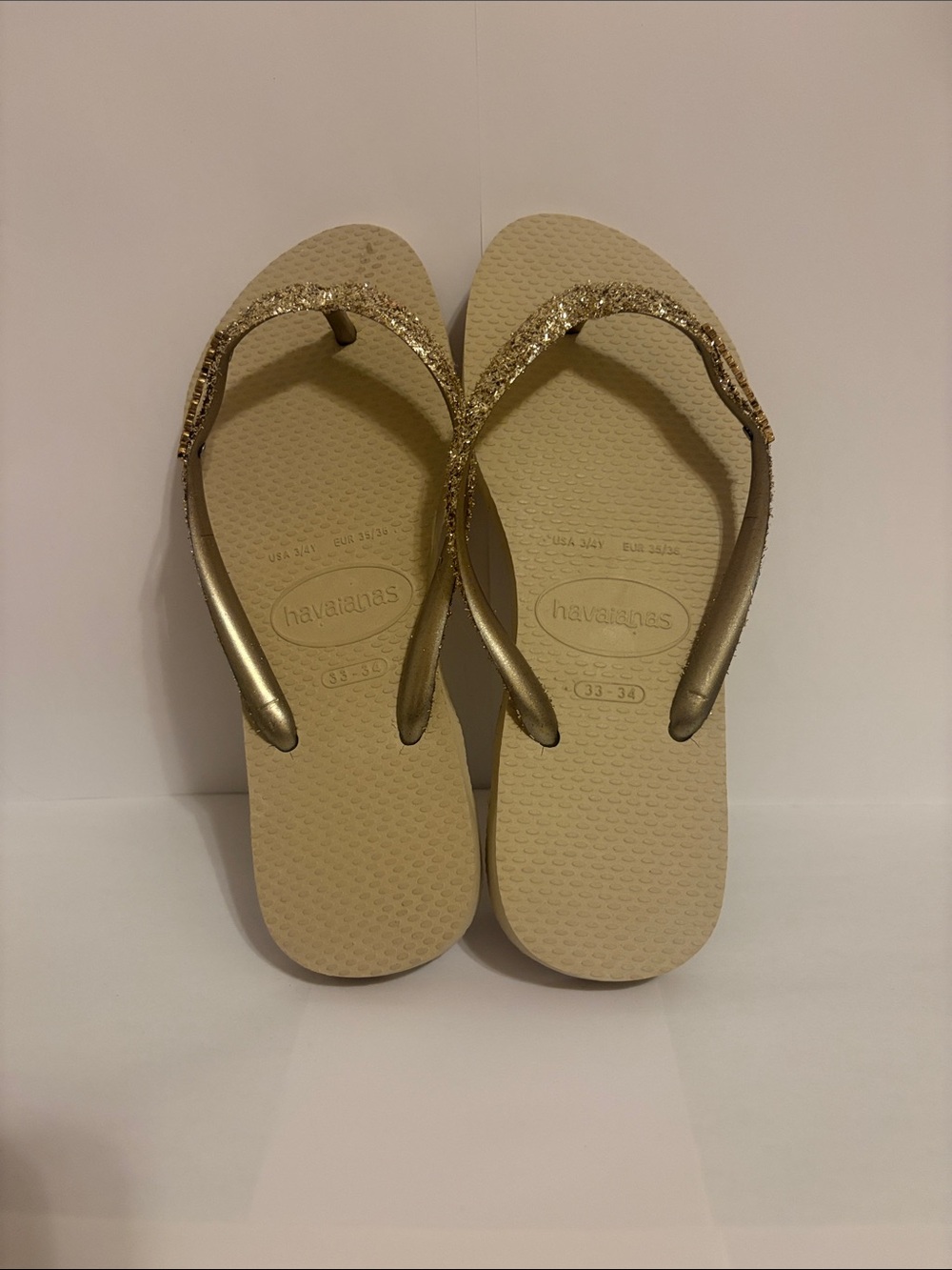 Havaianas Girls Gold Glitter Strap Flip Flops